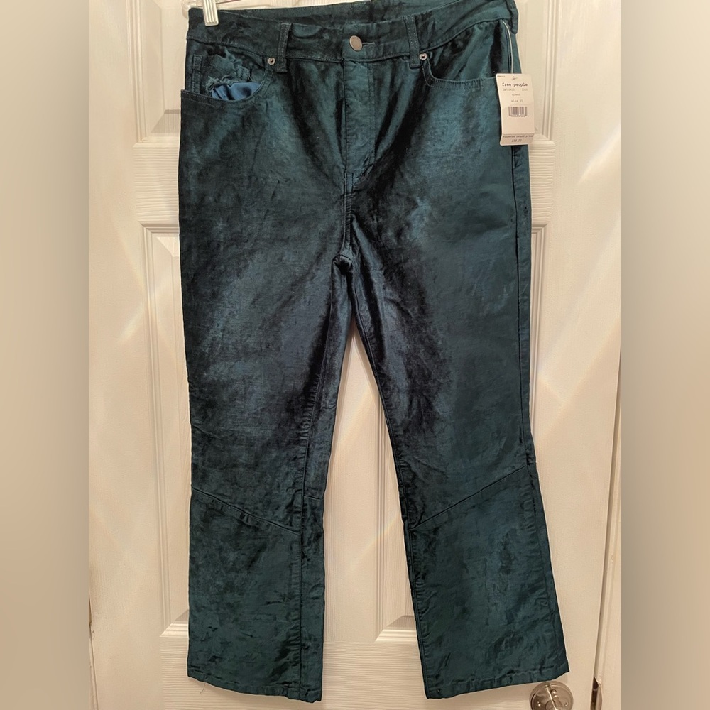 NWT FREE PEOPLE Emerald Green Velvet Look Pants SZ:31 Rare
